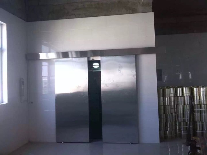 電動門液壓（yā）貨梯