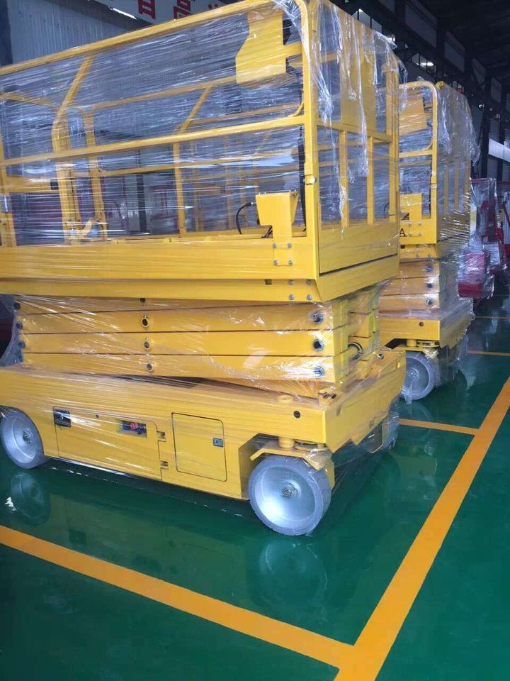 自行剪叉（chā）式升降機