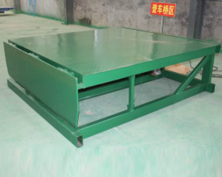 電動（dòng）固定（dìng）液壓登車橋