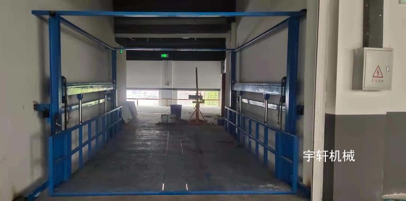 大台（tái）麵升降貨（huò）梯